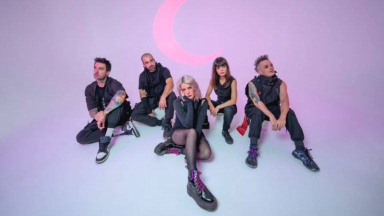 ANKOR anuncia el miniálbum «I See Red» y estrena «Itachi – Blood Moon»