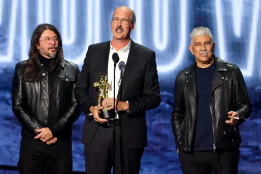 NIRVANA recibe el Video Vanguard Award en los MTV VMAs 2026