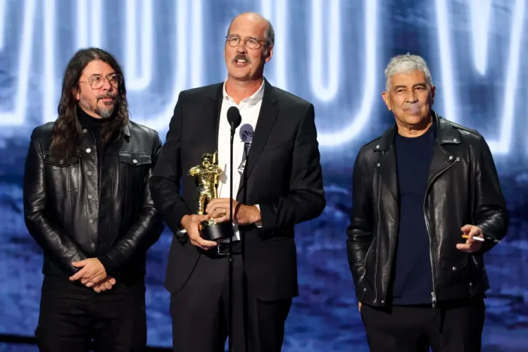 NIRVANA recibe el Video Vanguard Award en los MTV VMAs 2026