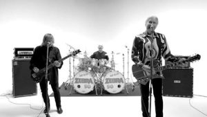 ZEBRA presenta «Walk With You», single coescrito con Paul Stanley, y anuncia «Zebra V»